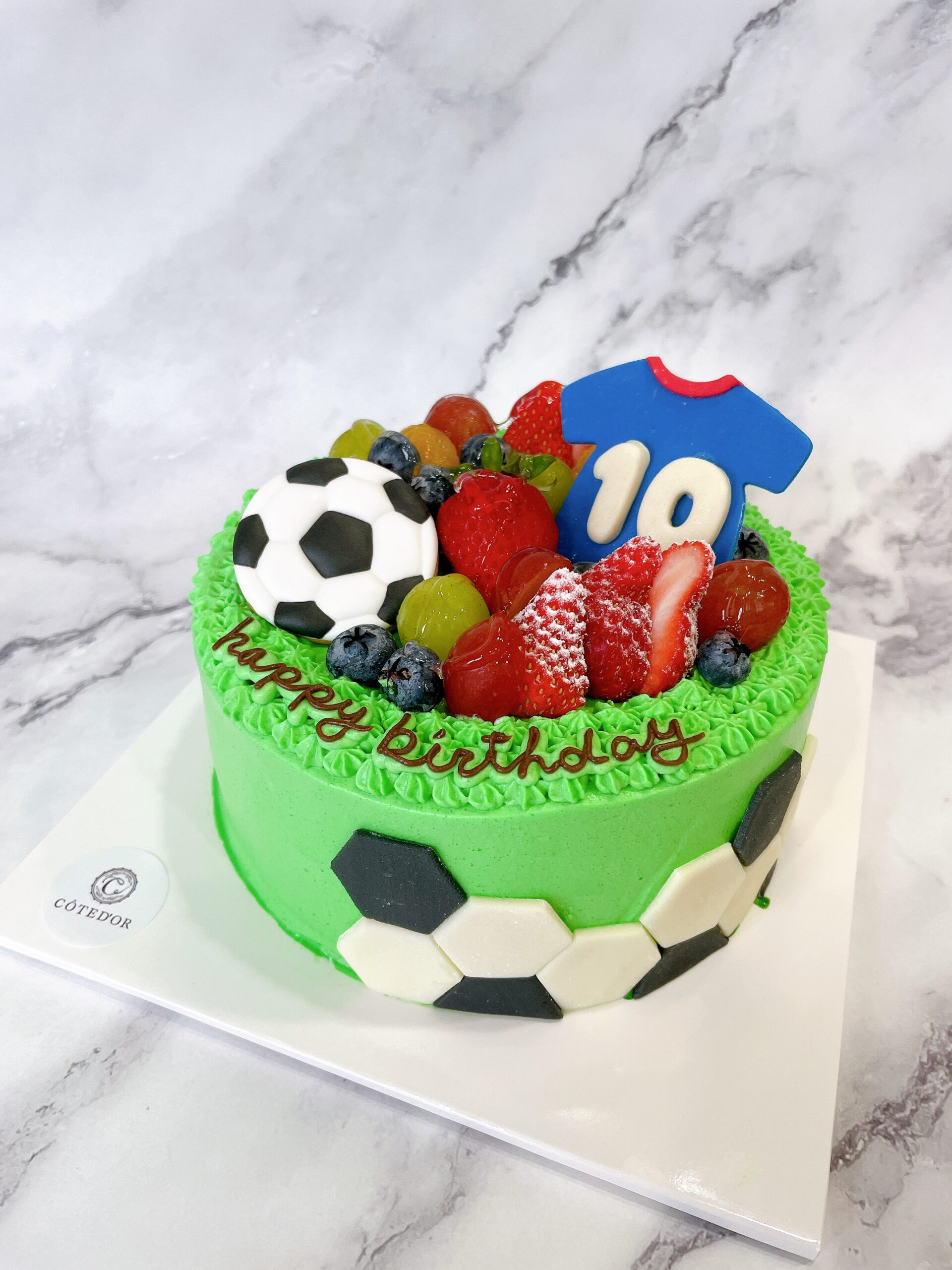 ★未来のエース！サッカーケーキ(生クリーム5号）